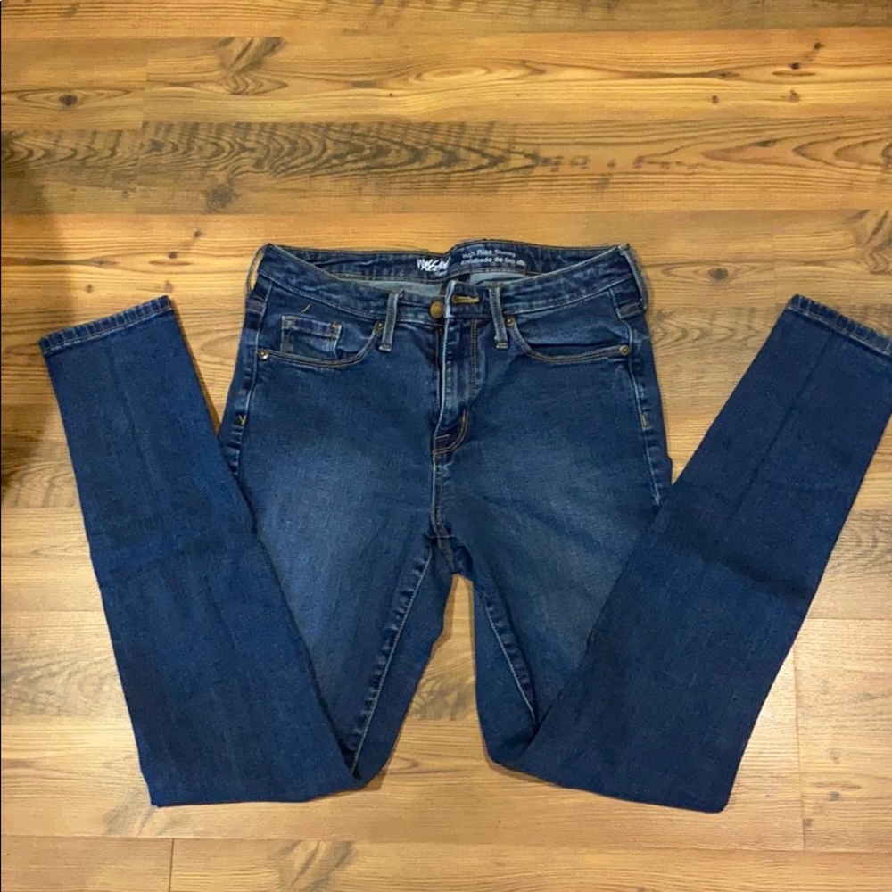 High Rise Skinny Jean - size 10 R / 30